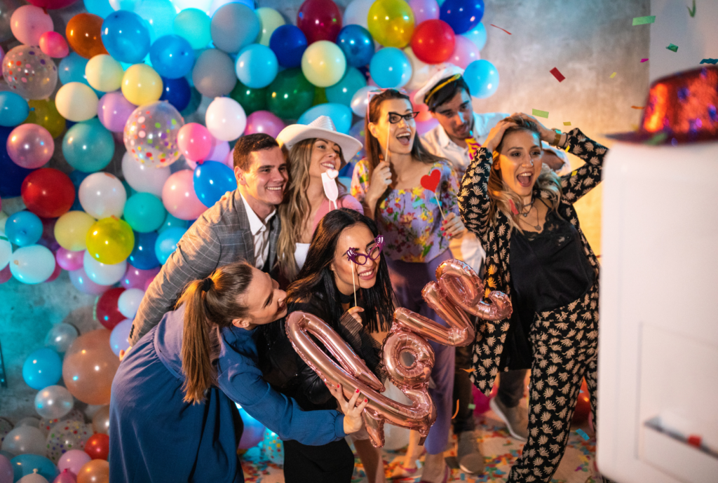 Read more about the article How to Choose the Right Party Rental Equipment for Your Event