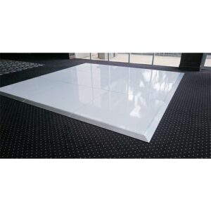 White Dance Floor (4×4)